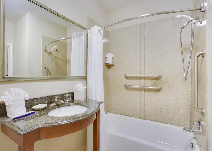 Candlewood Suites Virginia Beach Town Center By Ihg